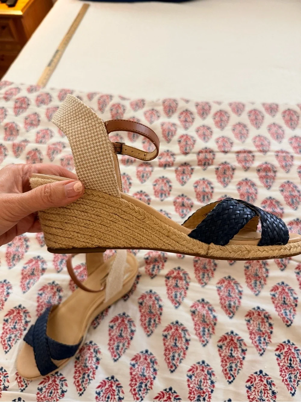 Lucky Brand Women’s Navy Braided Espadrille Wedge Sandals Size 10